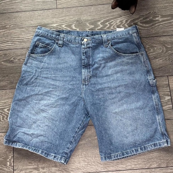 Wrangler Men's Classic Blue Jean Shorts - Picture 1 of 3